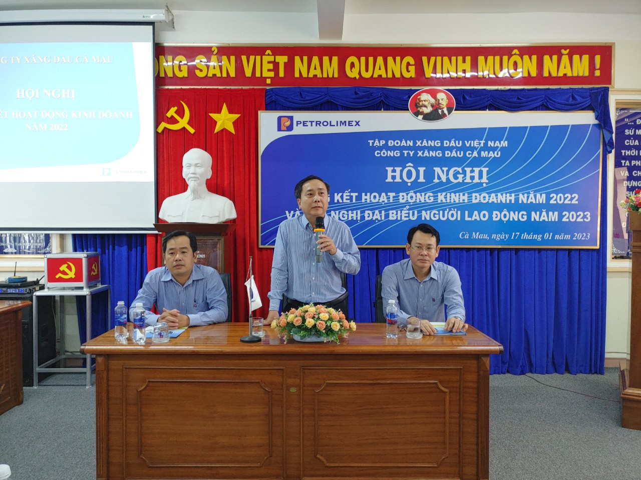 Petrolimex Cà Mau đảm bảo nguồn hàng, xuất sắc hoàn thành vượt chỉ tiêu Kế hoạch năm 2022