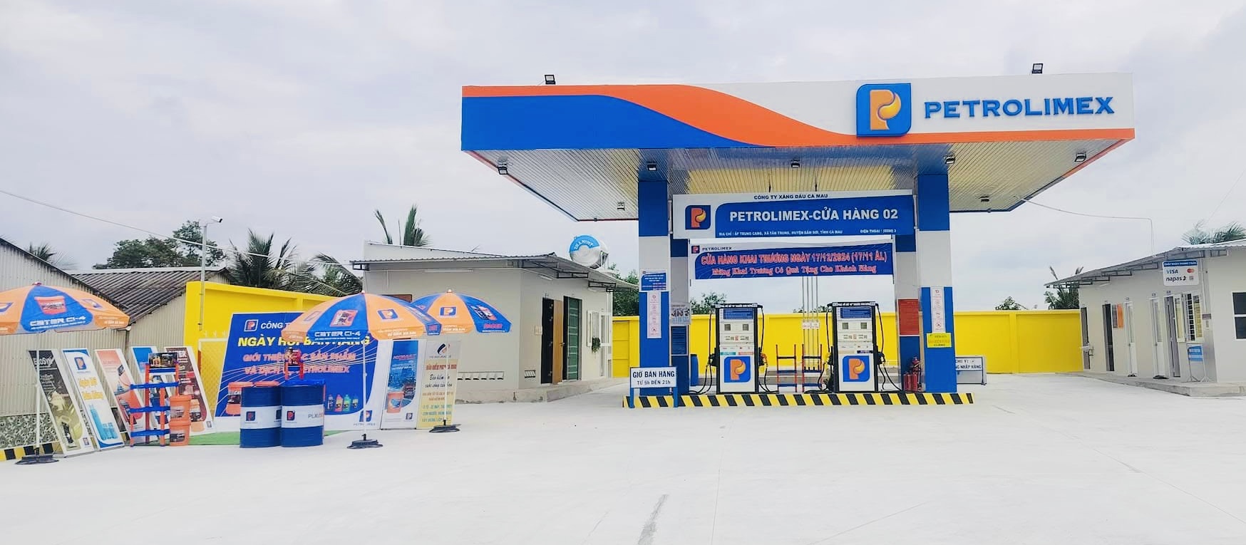 Khai trương bán hàng tại Petrolimex Cửa hàng 02