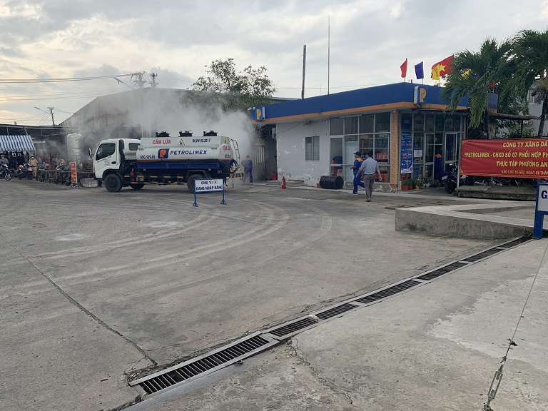 Petrolimex Cà Mau diễn tập để nâng cao ý thức và kỹ năng PCCC