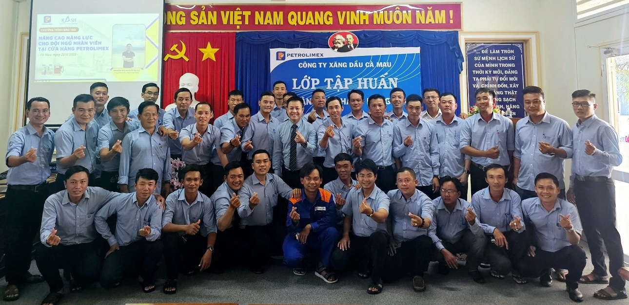 Petrolimex Cà Mau tập huấn kỹ năng bán hàng nâng cao cho CB-NLĐ