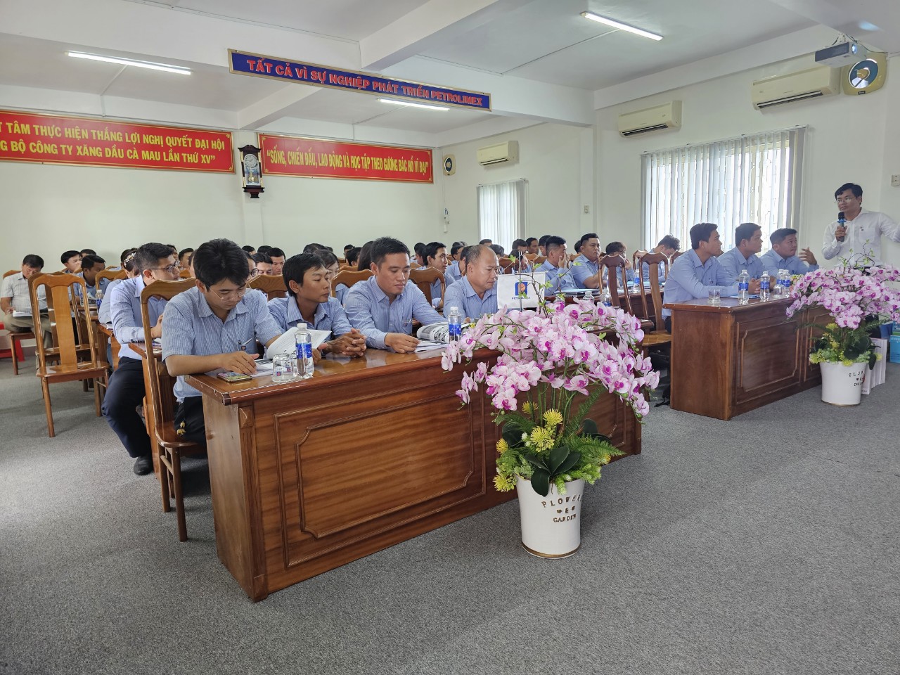 Tập huấn nghiệp vụ kinh doanh Dầu mỡ nhờn Petrolimex
