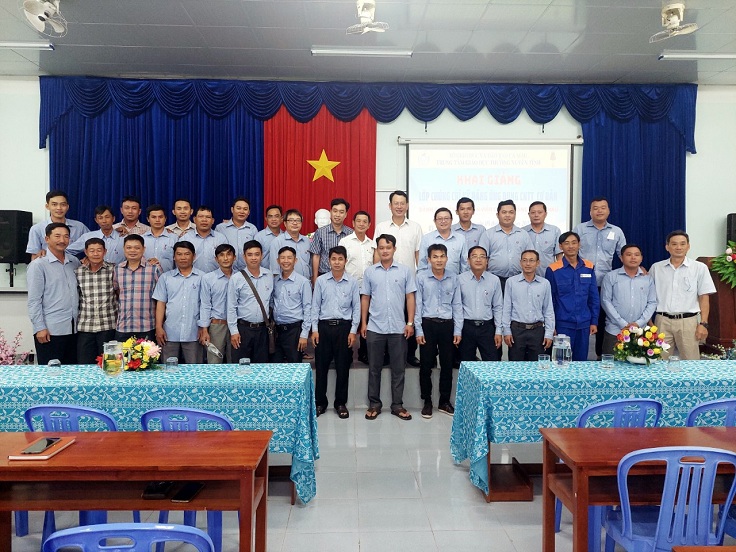 Petrolimex Cà Mau nâng cao kỹ năng ứng dụng CNTT cho đội ngũ Cửa hàng trưởng