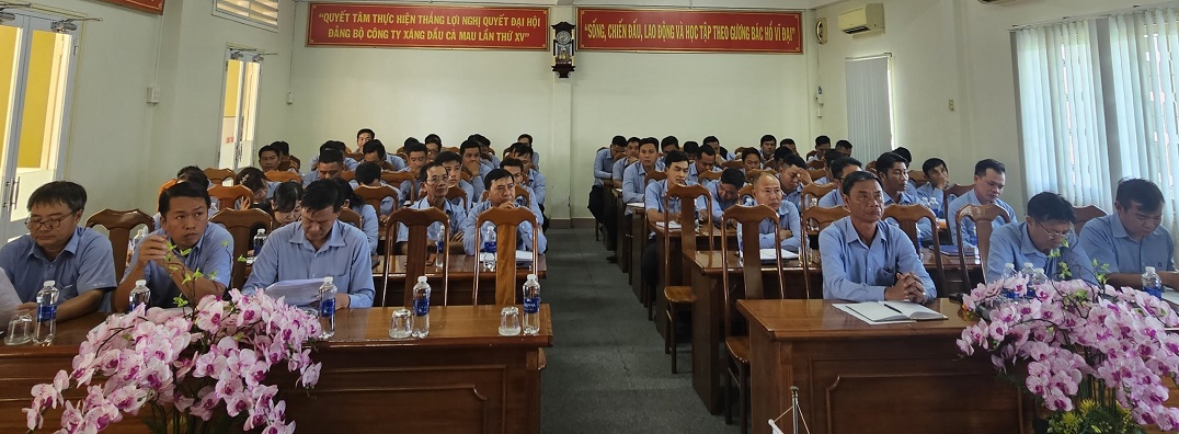 Petrolimex Cà Mau Sơ kết hoạt động kinh doanh 09 tháng năm 2023