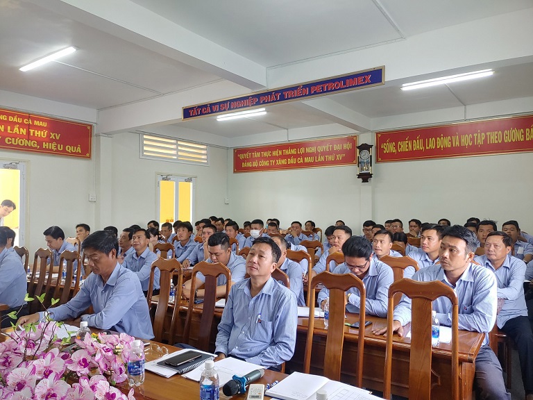 Petrolimex Cà Mau sơ kết hoạt động kinh doanh 9 tháng đầu năm 2022