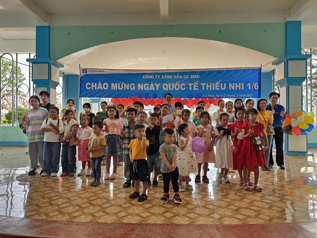 Tết Thiếu nhi vui nhộn tại Petrolimex Cà Mau
