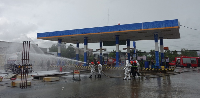 Petrolimex Cà Mau diễn tập PCCC