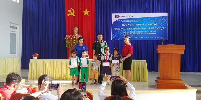 Thanh niên VPT đồng hành "Bảo vệ môi trường" và " Chung tay chống rác nhựa"