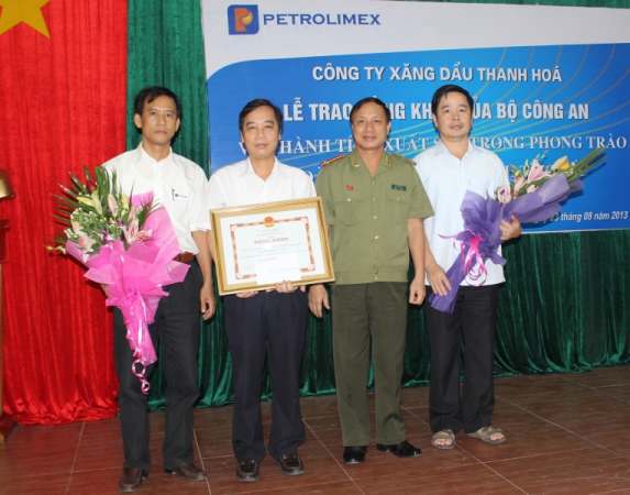 Bộ Công An khen Petrolimex Thanh Hóa về thành tích bảo vệ ANTQ