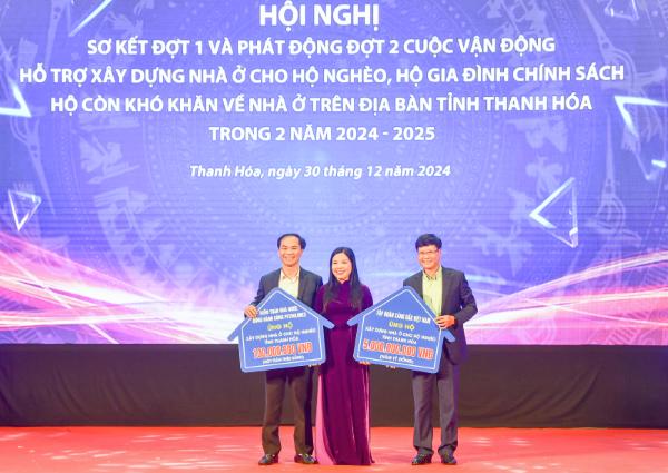 Petrolimex tiếp tục ủng hộ xây dựng nhà cho hộ nghèo có khó khăn về nhà ở trên địa bàn tỉnh Thanh Hóa