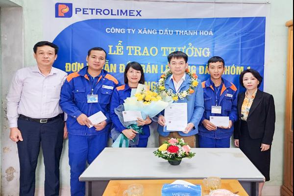 Biểu dương, khen thưởng Petrolimex-Cửa hàng 93, 111, 37 - đơn vị dẫn đầu thi đua khối CHXD tháng 10/2023.