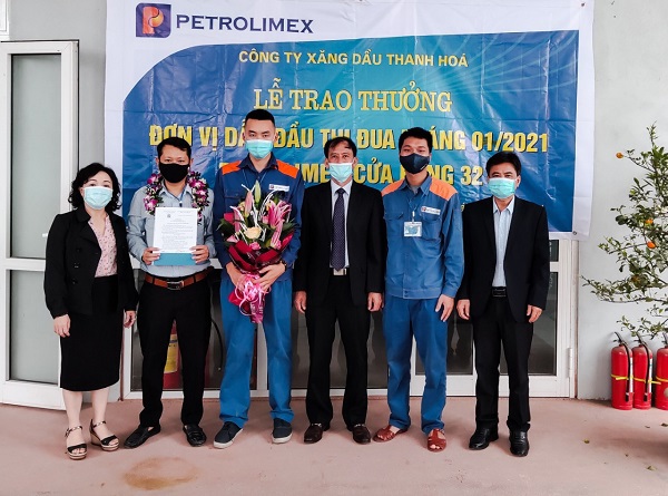 Biểu dương Petrolimex - Cửa hàng 32, đơn vị dẫn đầu thi đua khối CHXD tháng 01/2021
