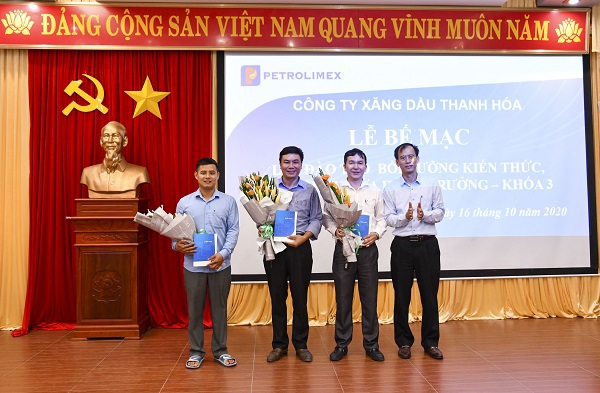 Chương trình Đào tạo bồi dưỡng kiến thức, nghiệp vụ Cửa hàng trưởng - Petrolimex Thanh Hóa (Khóa 3)