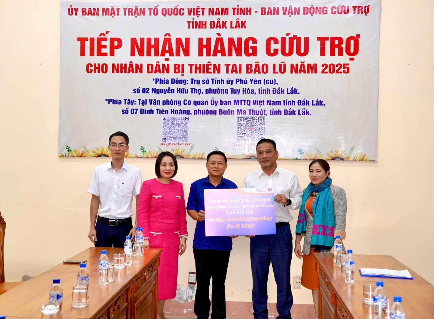 Tập đoàn Xăng dầu Việt Nam ủng hộ ba tỷ đồng hỗ trợ khắc phục hậu quả do mưa lũ gây ra tại tỉnh Đắk Lắk