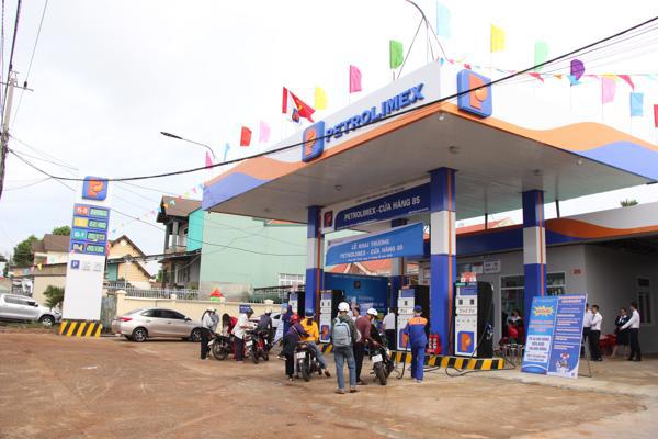 Petrolimex ĐắkLắk khai trương cửa hàng xăng dầu khỏa lấp "vùng trắng" thi trường trọng điểm