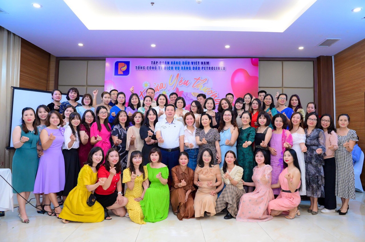 Một nửa thế giới - Một nửa yêu thương