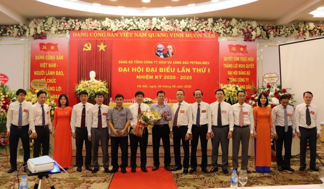 Đồng chí Đoàn Văn Thu được bầu làm Bí thư Đảng bộ Tổng công ty Dịch vụ Xăng dầu Petrolimex khóa I, nhiệm kỳ 2020 - 2025