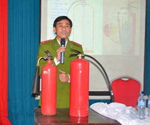 Huấn luyện, bồi dưỡng nghiệp vụ an toàn PCCC năm 2013