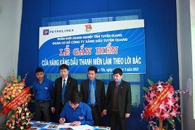 Cửa hàng xăng dầu Thanh niên làm theo Lời Bác