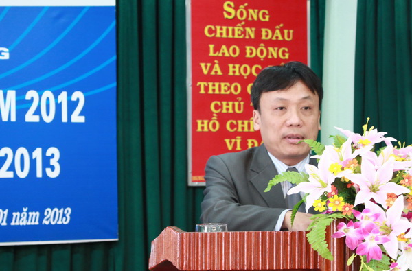 Hội nghị công tác 2012 và Đại hội đại biểu CNVC-LĐ 2013