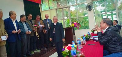 Yêu trẻ, trẻ đến nhà. Kính già, già để tuổi cho
