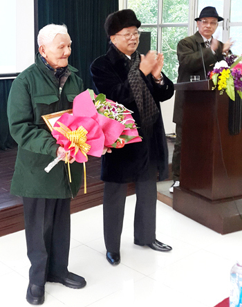 Trân quý quá khứ, trọn nghĩa vẹn tình.