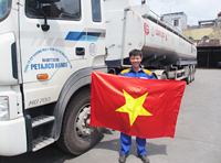 Petajico Hà Nội hướng về biển đảo Tổ quốc Việt Nam