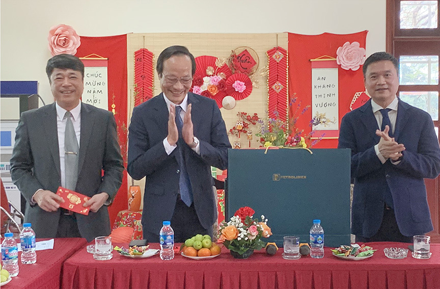 Mùa xuân đã về đây Petajico Hà Nội