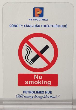 "Petrolimex Huế không khói thuốc lá"