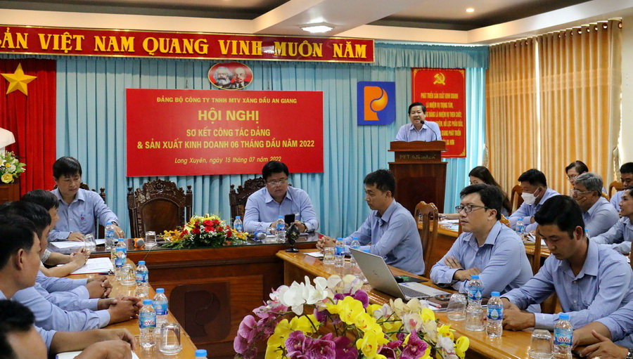 Sơ kết công tác Đảng - SXKD 6 tháng đầu năm 2022