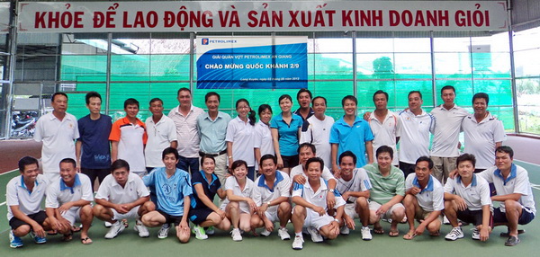 Giải Tennis chào mừng Quốc khánh 02/9/2012
