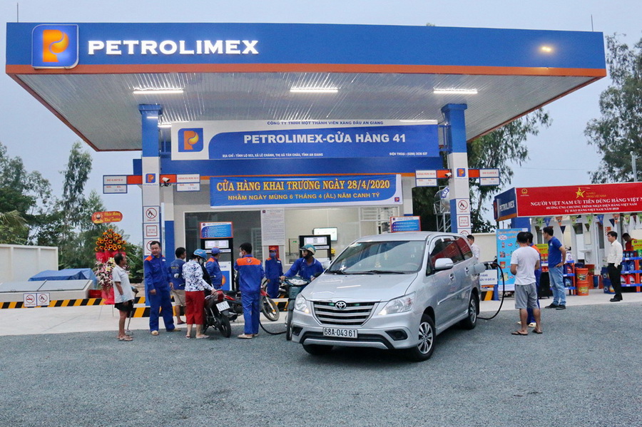Khai trương cửa hàng Petrolimex thứ 02 trên địa bàn thị xã Tân Châu