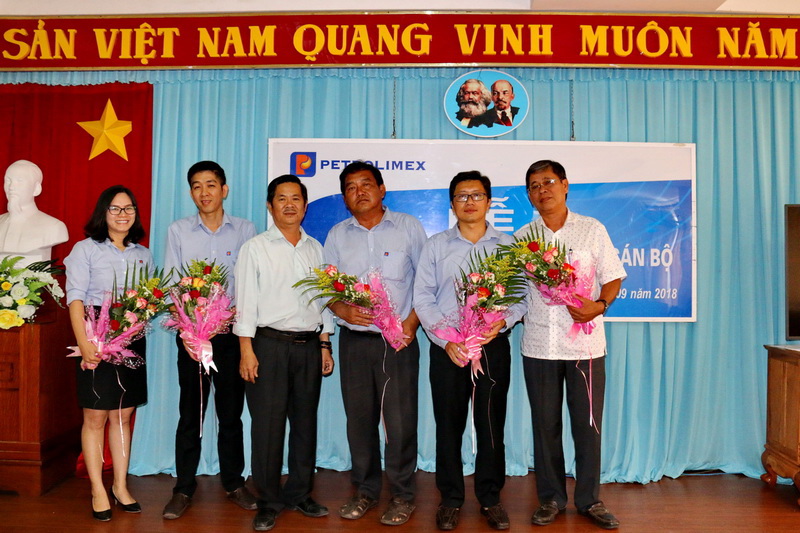 Công bố quyết định cán bộ Công ty quản lý