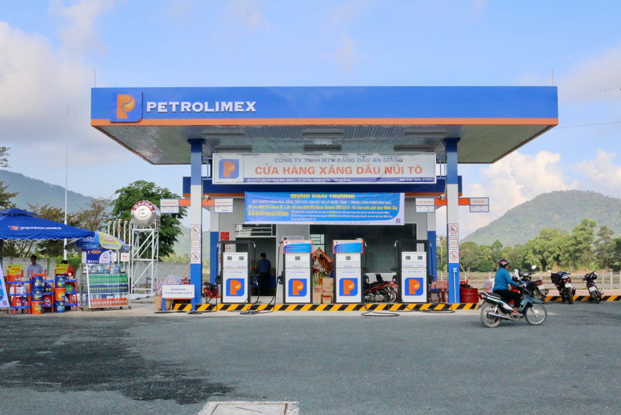 Khai trương CHXD Núi Tô, tiếp tục khởi công CHXD An Nông