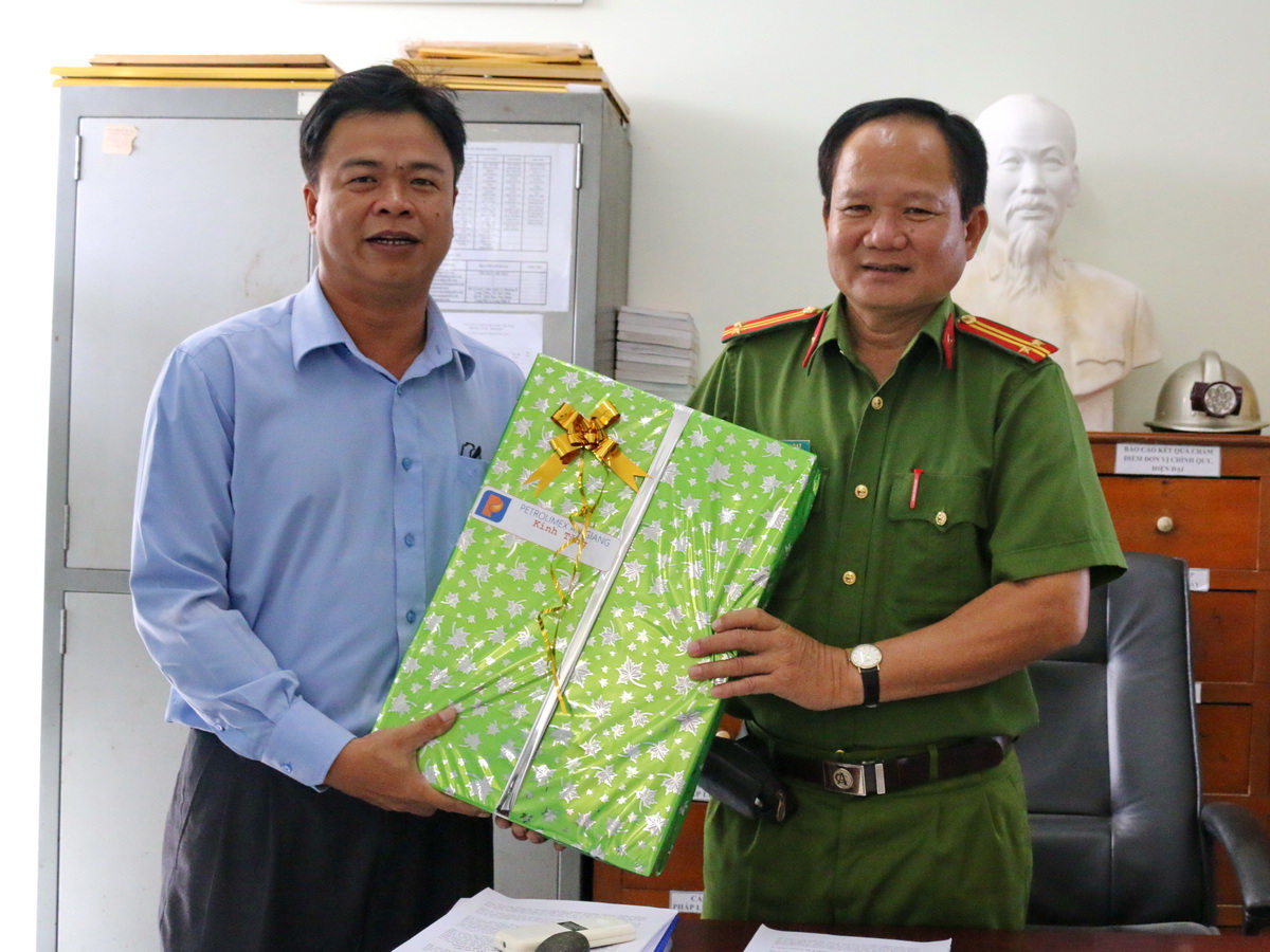 Giao lưu, gặp gỡ trao đổi kinh nghiệm trong công tác PCCC