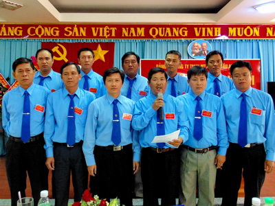 Quyết tâm thực hiện thắng lợi các mục tiêu, nhiệm vụ chính trị nhiệm kỳ 2015 - 2020