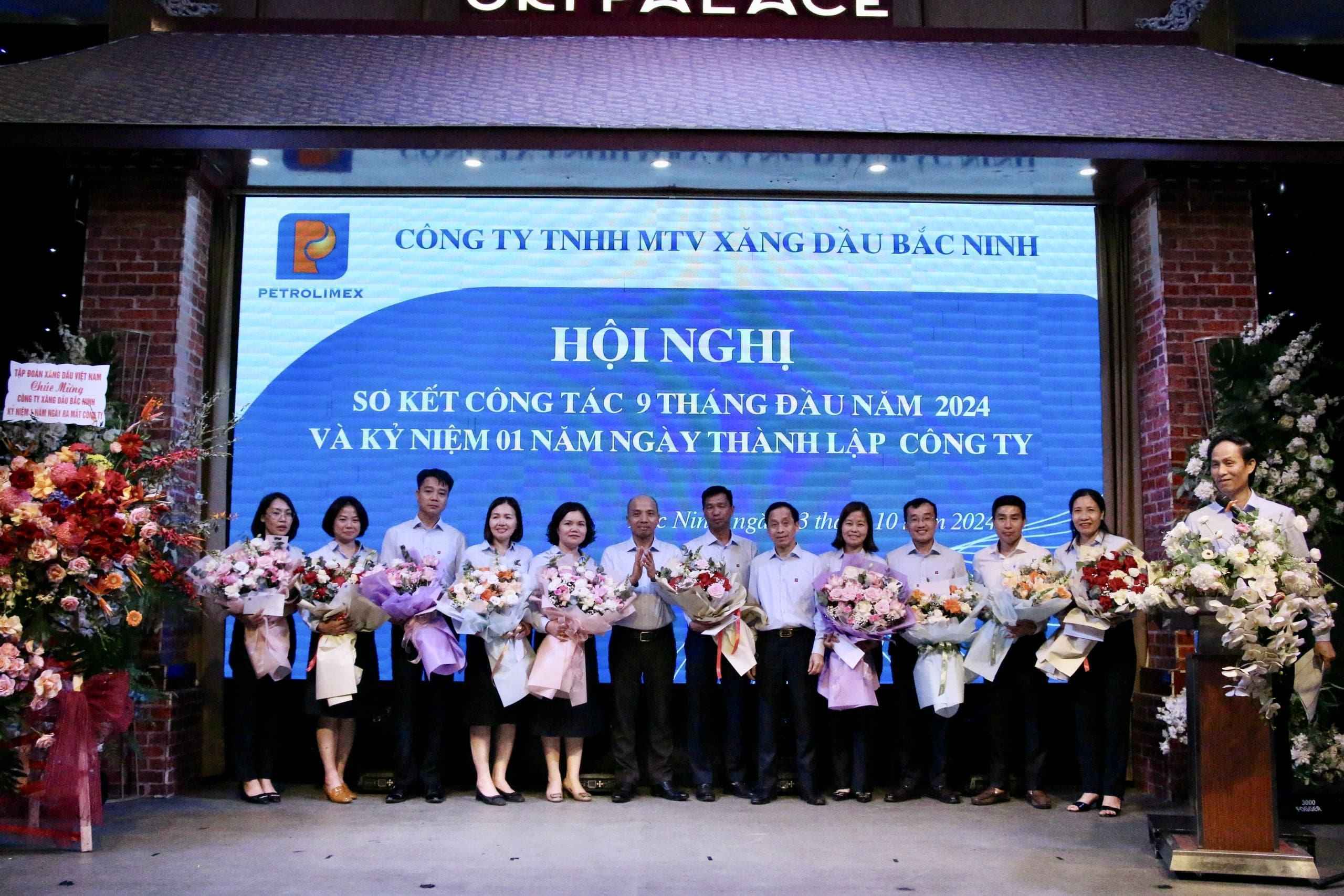 Hội nghị sơ kết 9 tháng đầu năm 2024  và kỷ niệm 1 năm thành lập Công ty Xăng dầu Bắc Ninh