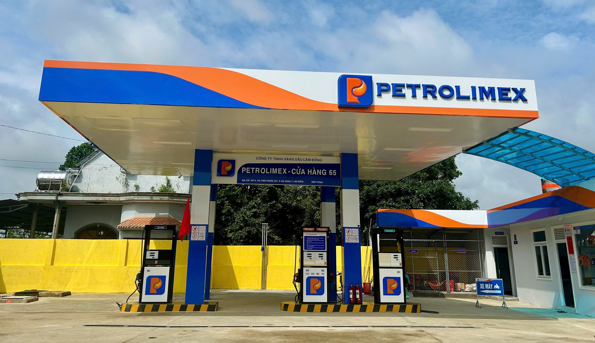 Khai trương Petrolimex-Cửa hàng 65 tại xã Cát Tiên 2 - Tỉnh Lâm Đồng