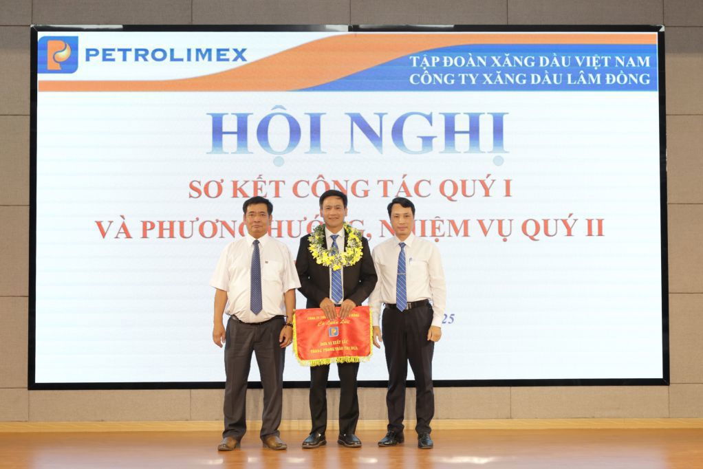 Petrolimex Lâm Đồng tổ chức Hội nghị sơ kết công tác kinh doanh Quý I/2025