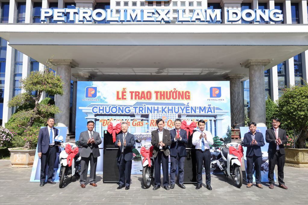 Petrolimex Lâm Đồng tổ chức Hội nghị khách hàng năm 2025 và trao giải chương trình khuyến mãi Gas