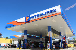 Gắn biển công trình 65 năm Petrolimex và 45 năm Petrolimex Lâm Đồng Petrolimex - Cửa hàng 11