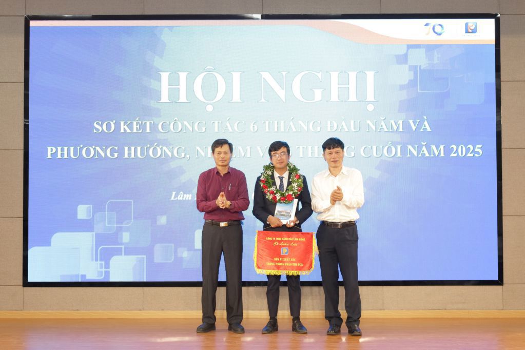 Petrolimex Lâm Đồng sơ kết công tác 6 tháng đầu năm 2025