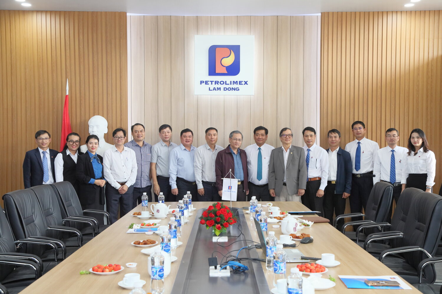 Đoàn công tác liên ngành Bộ Nội vụ làm việc tại Petrolimex Lâm Đồng