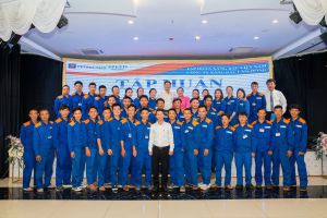 Petrolimex Lâm Đồng tổ chức chương trình đào tạo Nghiệp vụ kỹ năng bán hàng - Văn minh Thương mại và Đối thoại trực tiếp với người lao động năm 2024