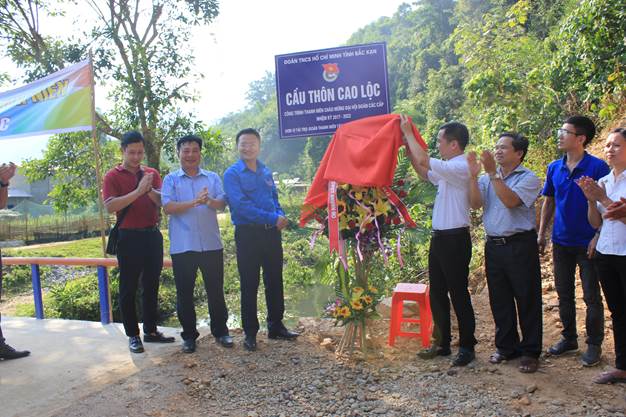 Khánh thành cầu dân sinh tặng nhân dân huyện Bạch Thông (Bắc Kạn)