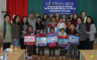 Hoạt động xã hội từ thiện tại huyện Đồng Văn