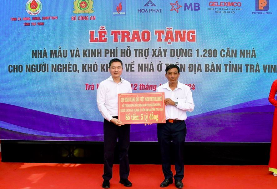Petrolimex ủng hộ 5 tỷ đồng xây dựng 100 căn nhà cho người nghèo tại tỉnh Trà Vinh