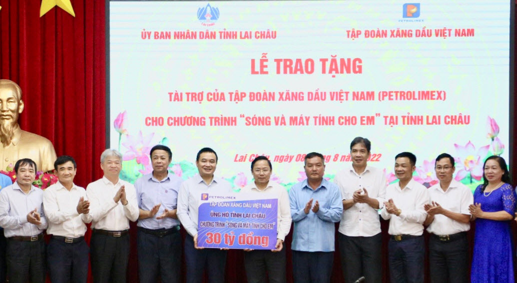 Tập đoàn Xăng dầu Việt Nam hỗ trợ 30 tỷ đồng Chương trình “Sóng và máy tính cho em” tại tỉnh Lai Châu