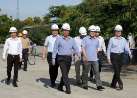 Thứ trưởng Bộ Công Thương Hoàng Quốc Vượng thăm, làm việc tại Petrolimex Đà Nẵng