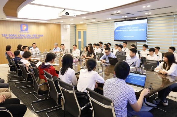 Petrolimex gặp mặt sinh viên ưu tú của Đại học Bách khoa Hà Nội