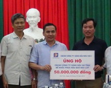 CCB Petrolimex Hà Nội hỗ trợ CBCNV-NLĐ Petrolimex Quảng Bình, Quảng Trị & Hà Tĩnh